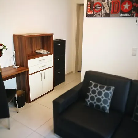 Shs Sweet Strassen Ii Apartment